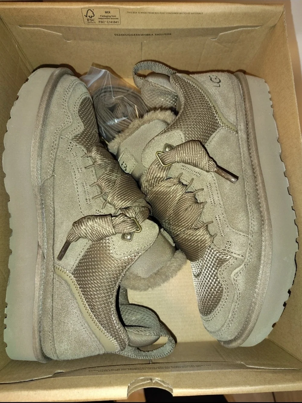 New UGG Womens Fur And Suede Sneaker Shoe In The Color Hickory Size 10